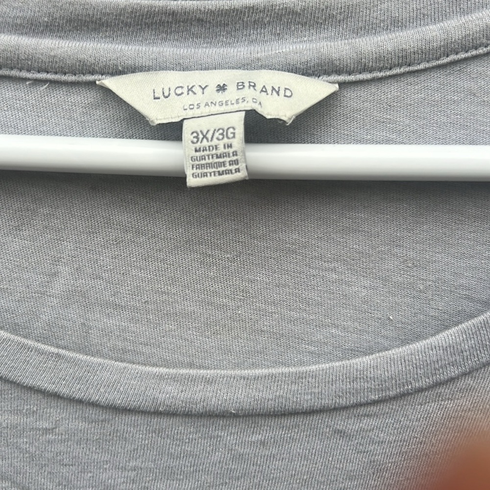 Lucky Brand Gray Cotton Crew Neck Tee - Velvet Feel Graphic - Women’s Size 3X - Picture 3 of 5